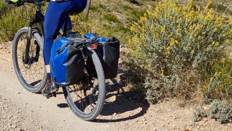 How Do Panniers Attach to a Bike 