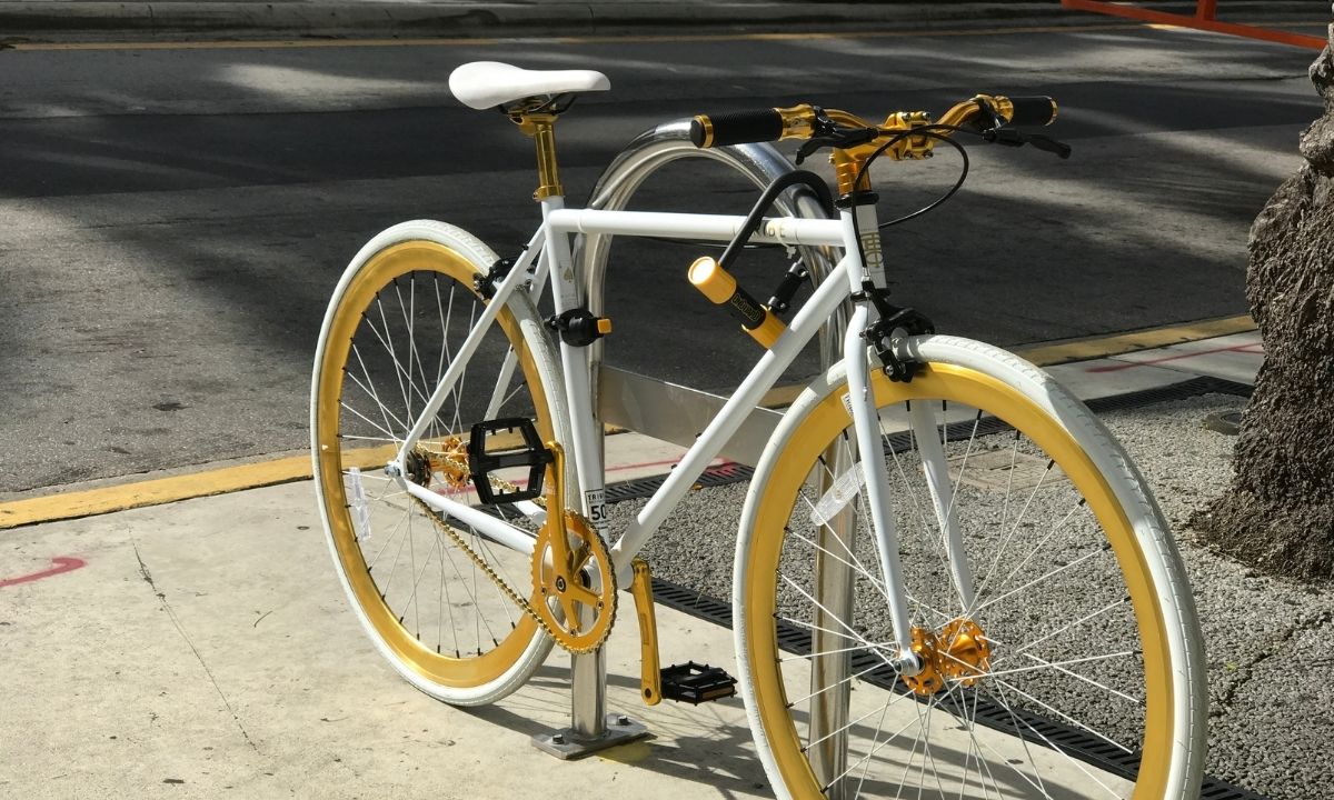 Do Bike Tires Come in Pairs? Cycle About Town